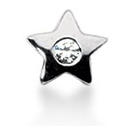 Stjerneformet vedhæng i hvidguld med rund, brillantsleben diamant (0.05 ct.)